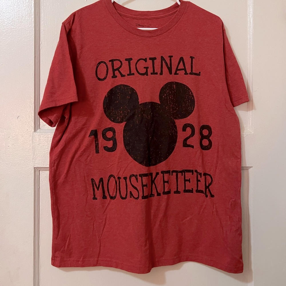 Disney store original red Mens Large Mouseketeer 1928 shirt